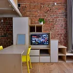 Rynek Stare Miasto Apartment 4 - Klima Netflix