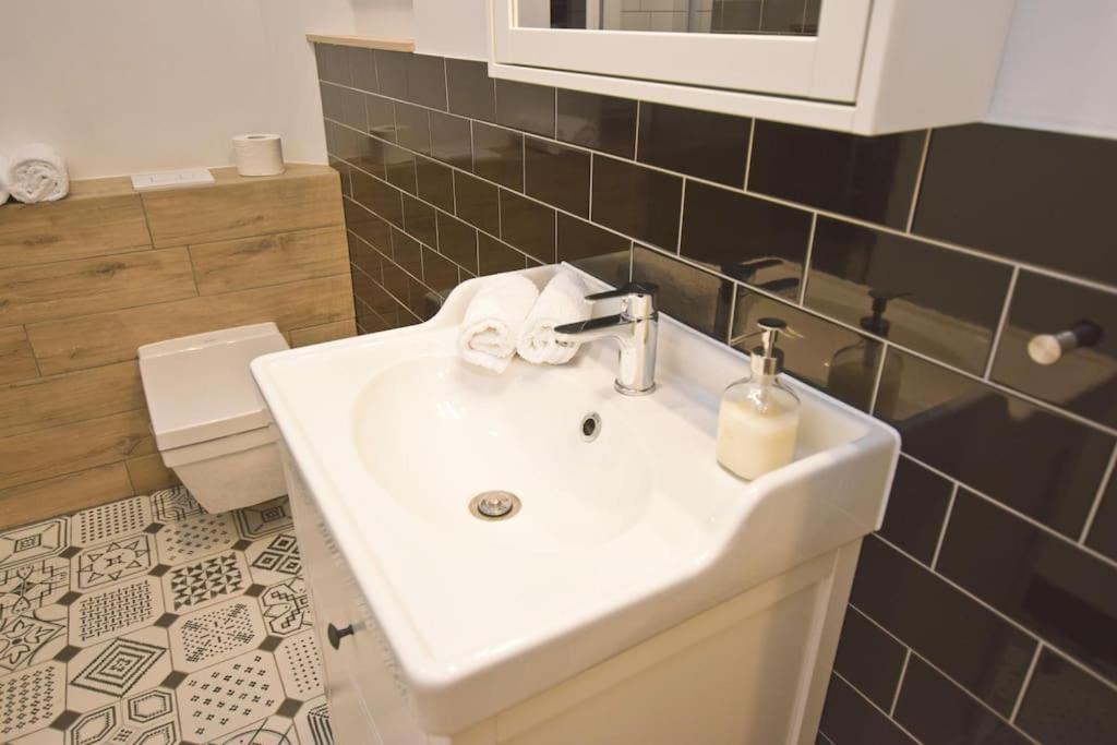 Apartment Rynek Stare Miasto 4 - Klima Netflix